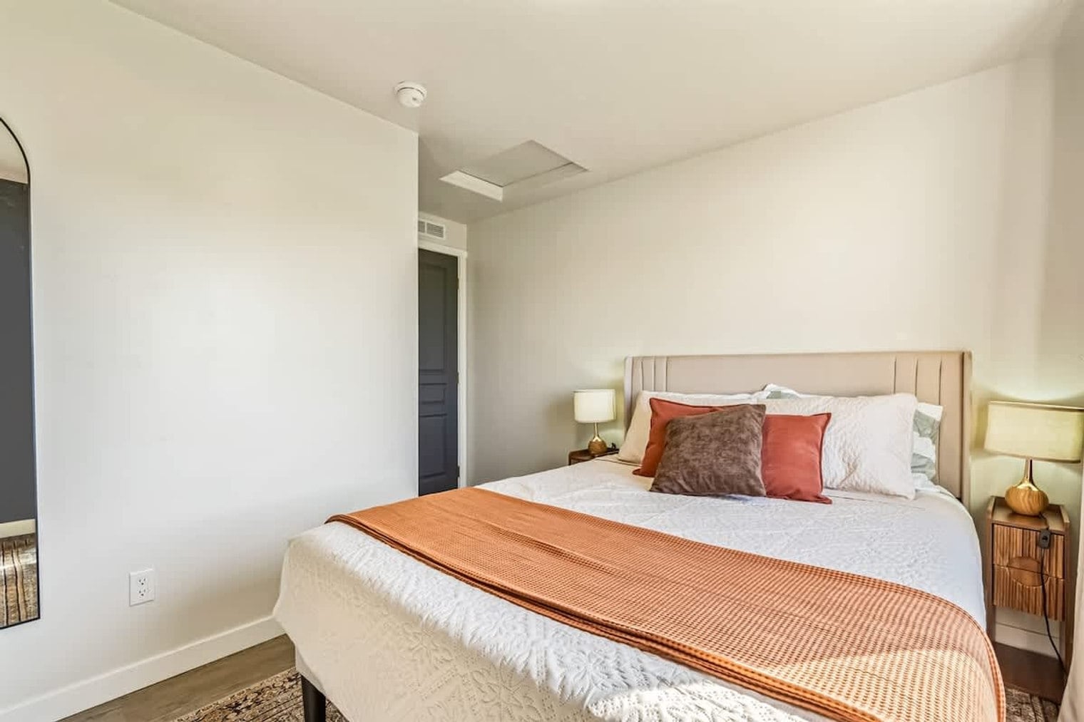 Building Photo - 103 N Voyage Ave