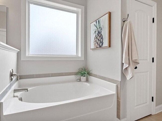 Building Photo - Build Equity While Leasing - Lease and Own...