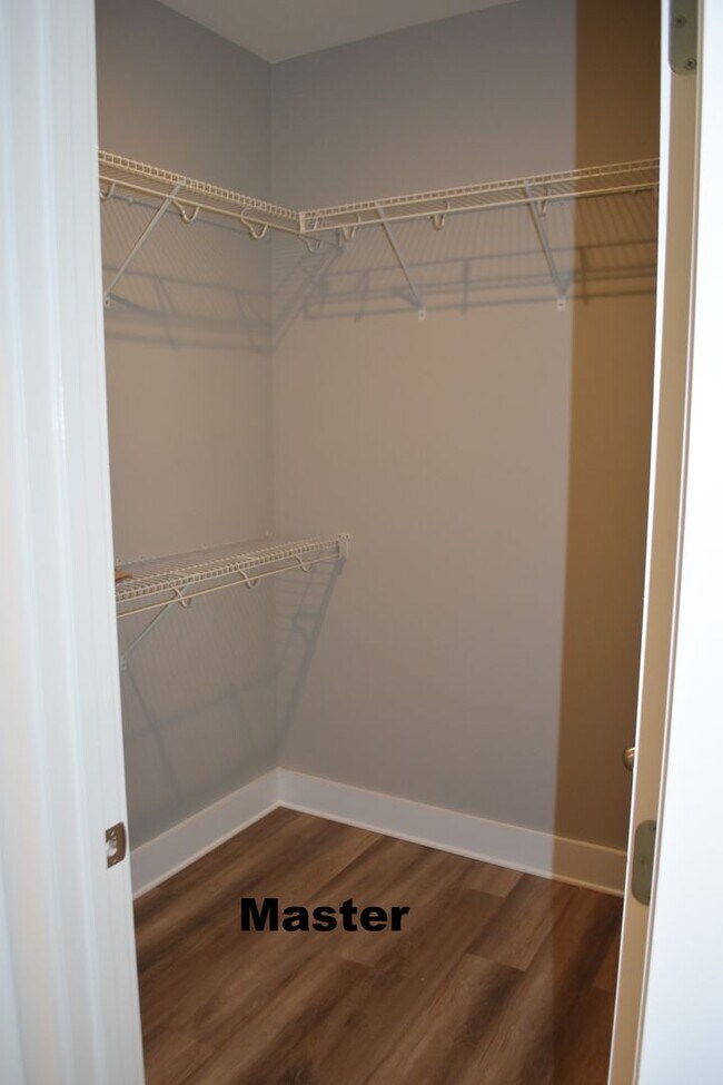 Building Photo - Brand New 3 Bedroom 2 Bath Custom Craftsman Available Mid September