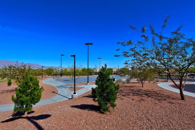 Building Photo - 7226 Regent Pond St