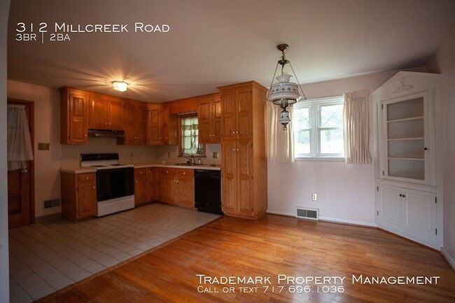 Building Photo - 312 Mill Creek Rd