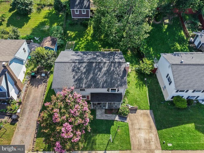 Building Photo - 13724 Lynhurst Dr