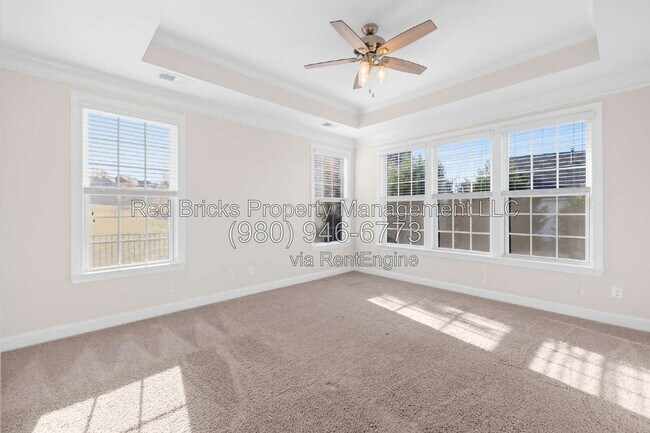 Building Photo - 4004 Petersburg Dr