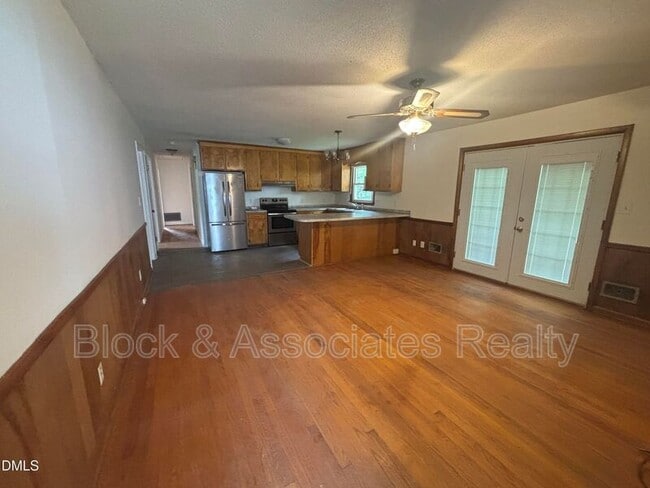 Building Photo - 3609 Melrose Dr