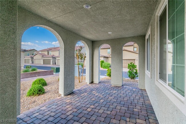 Building Photo - 1145 Belton Lake Ave