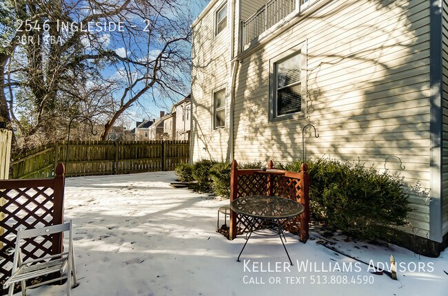 Building Photo - 2546 Ingleside-2
