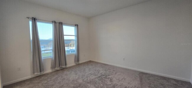 Building Photo - 452 Hennepin Lp