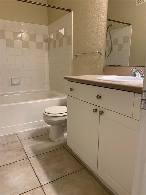 Building Photo - 9320 Crescent Loop Cir