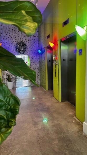 Building Photo - 133 NE 2nd Ave