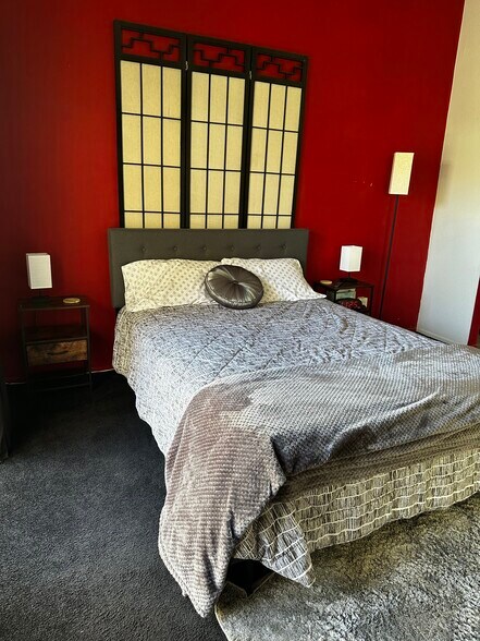 Master Bedroom - 49174 Wayne St