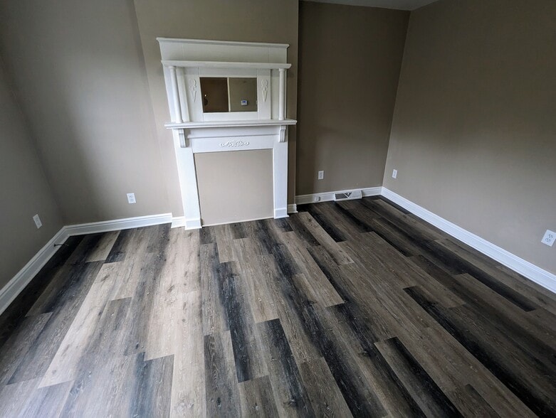 Living Room - 14 Penelope St