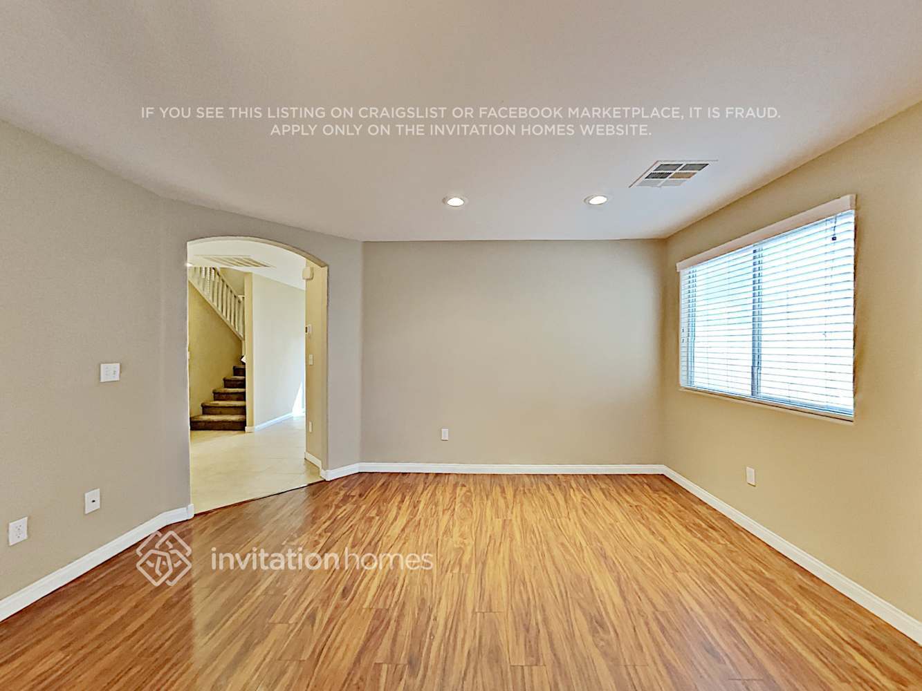 Building Photo - 9180 Giardino Villa St