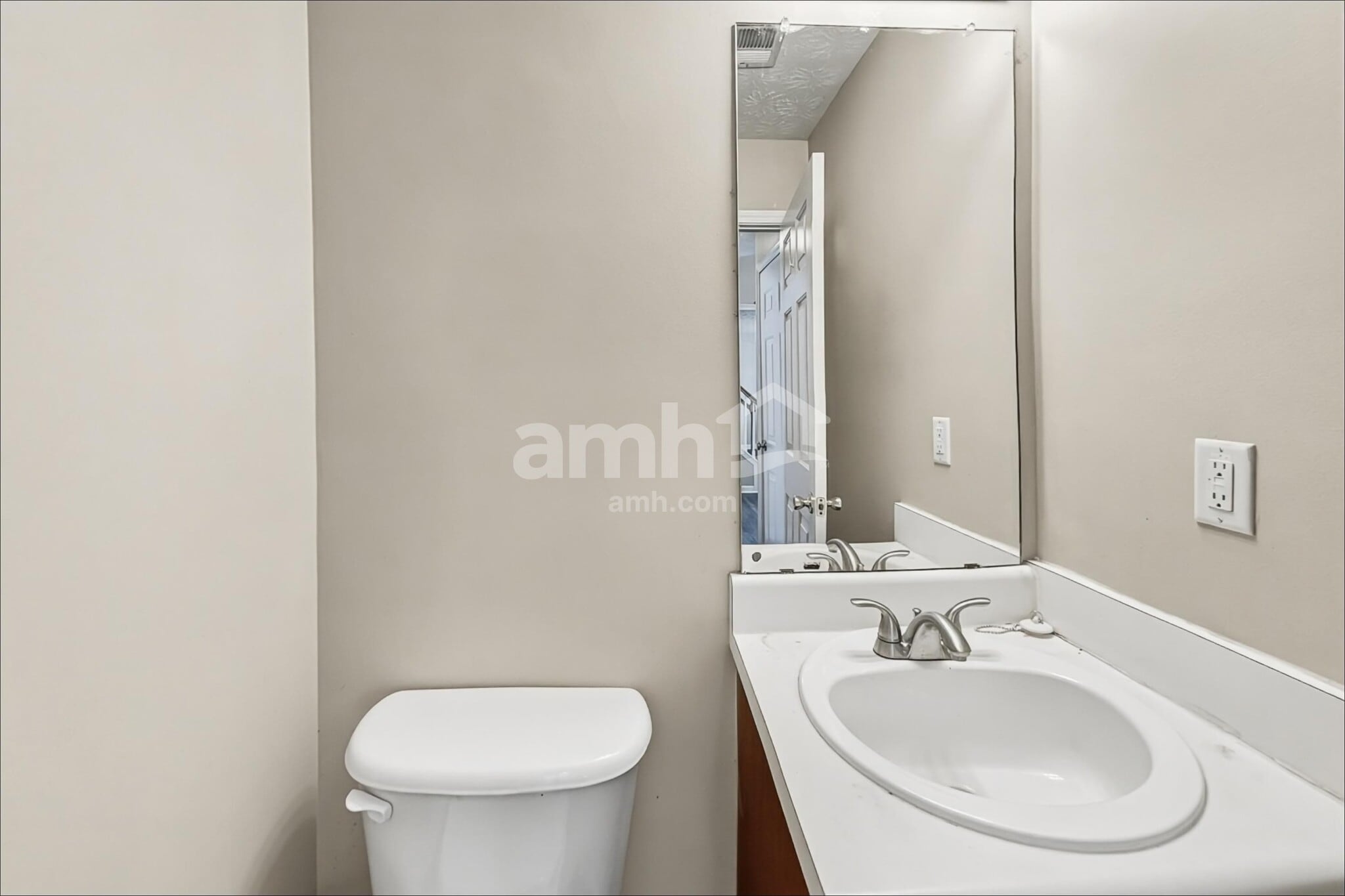 Building Photo - 3341 Kittery Dr SW