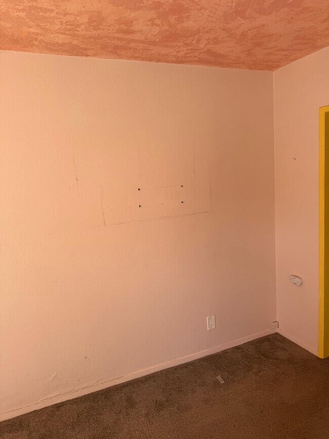 Building Photo - 825 Obispo Ave