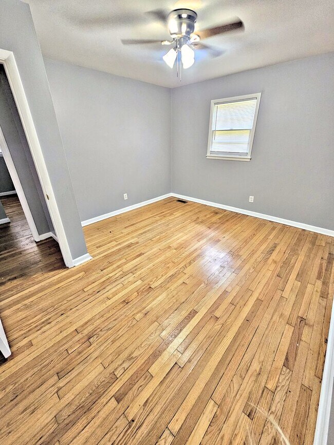 Building Photo - HOUSE FOR RENT - DECATUR