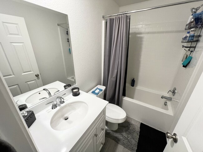 Building Photo - 27779 Via Santa Catarina