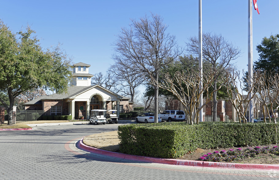Primary Photo - Ash Lane Apartments
