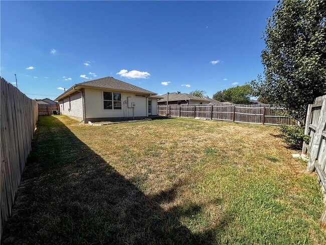 Building Photo - 3739 Marielene Cir