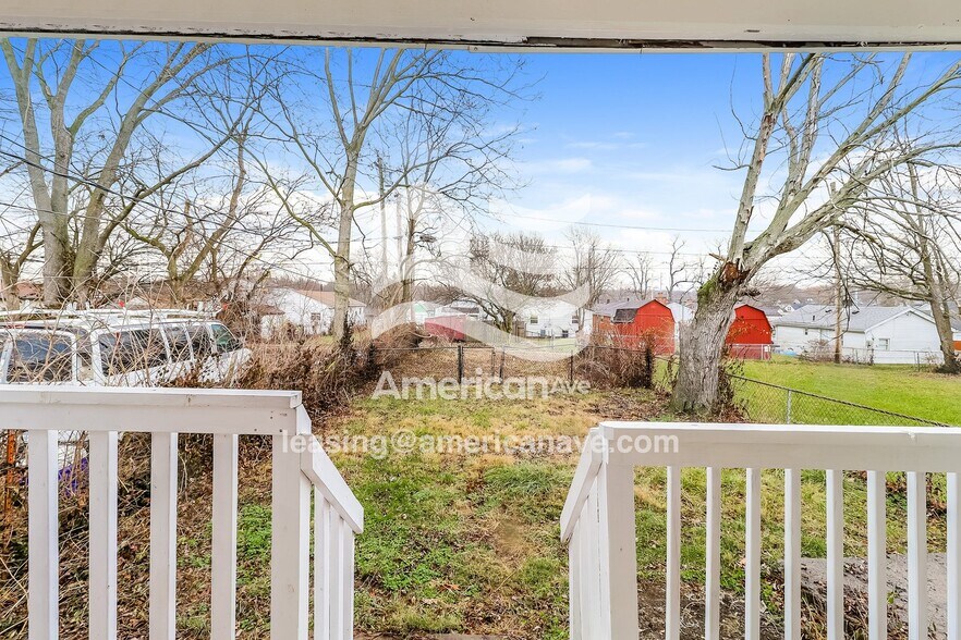 Building Photo - 1328 Pater Ave