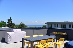 Building Photo - 119