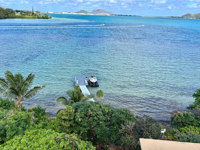 Hawaii living at its best. Beautiful Kane... - Hawaii living at its best.  Beautiful Kane...