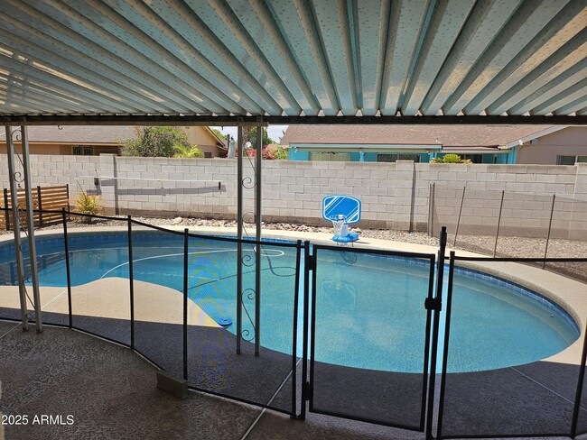 Building Photo - 1618 E Bell De Mar Dr