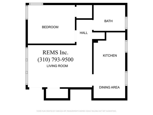 Building Photo - Renovated Upstairs Apartment with Parking