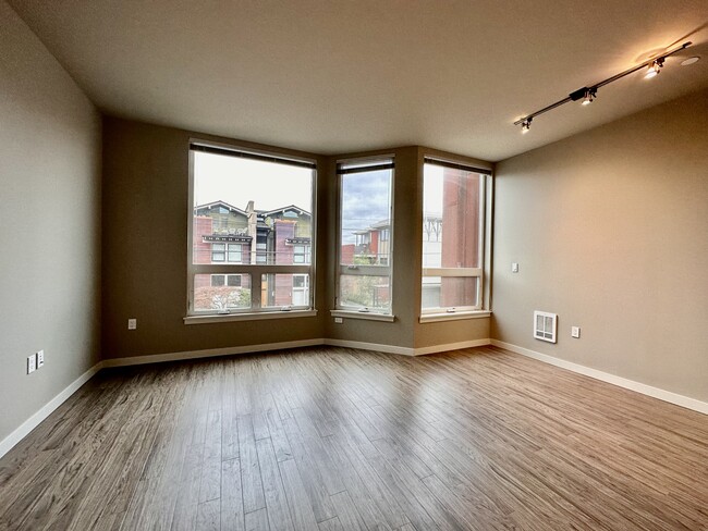 Building Photo - Atrium Apartments