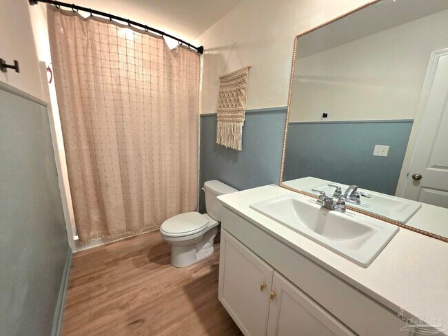 Building Photo - 4639 Carlstrom Ln