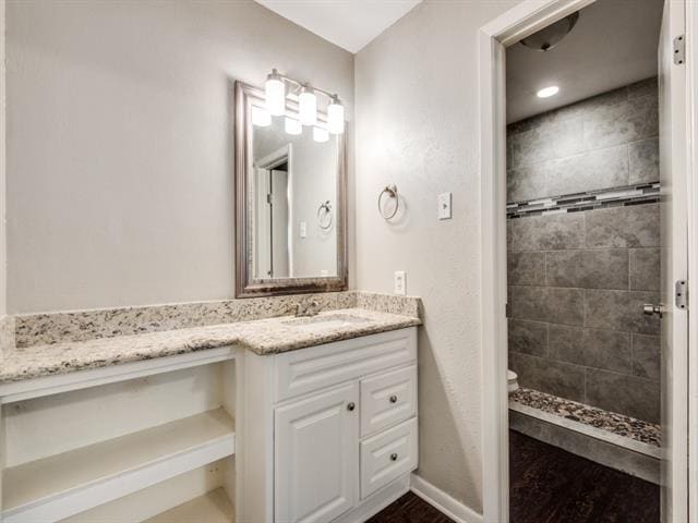 Building Photo - 2025 Cedar Valley Ln