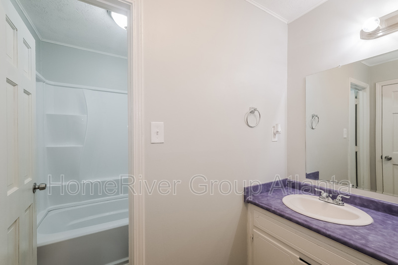 Building Photo - 6521 Edenfield Dr
