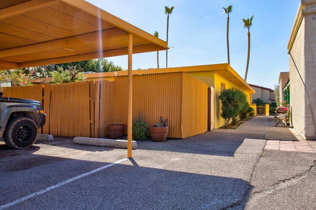 Building Photo - 7850 E Glenrosa Ave