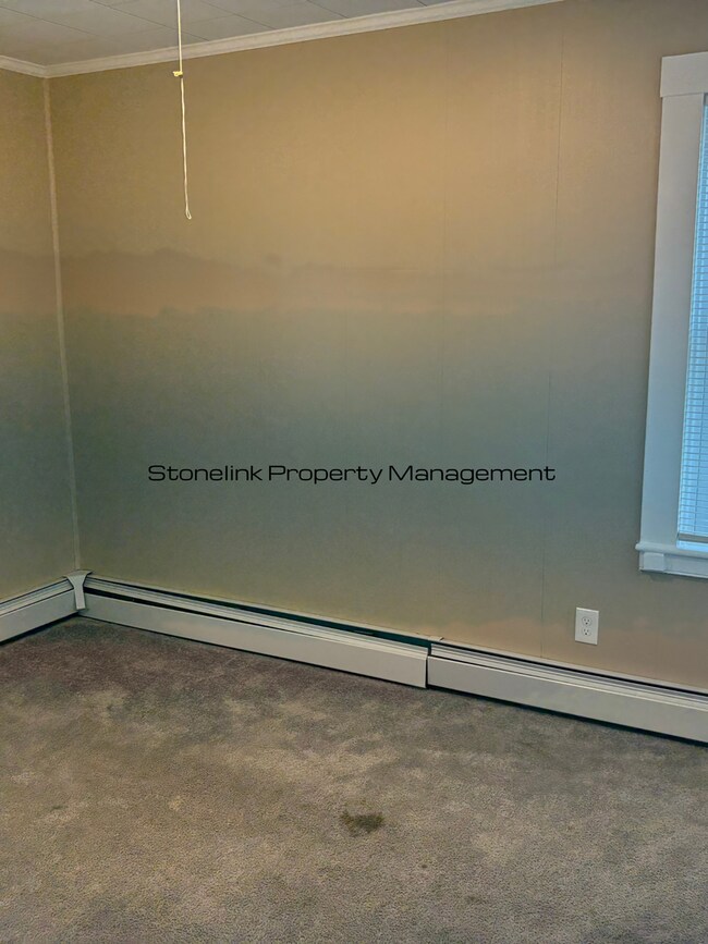 Building Photo - 37 Congregational St