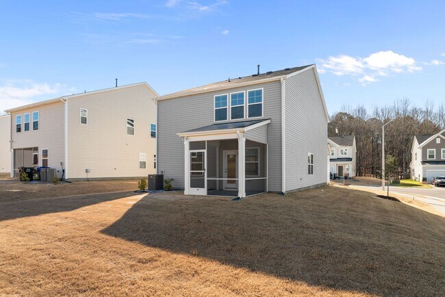 Building Photo - Beautiful 2-Story 4 Bedroom, 3 Bath Home in Angier — Just 30 Minutes from Downtown Raleigh