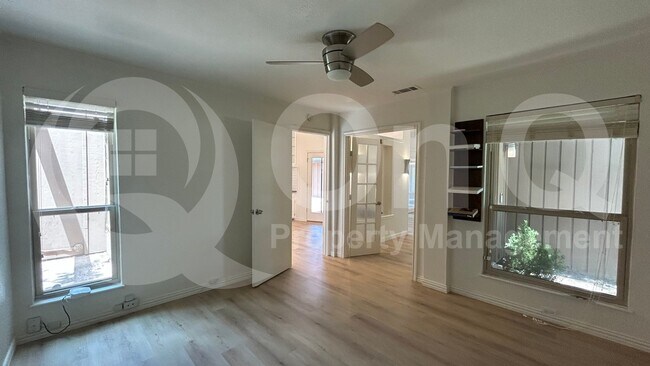 Building Photo - 3701 Leathertop Dr