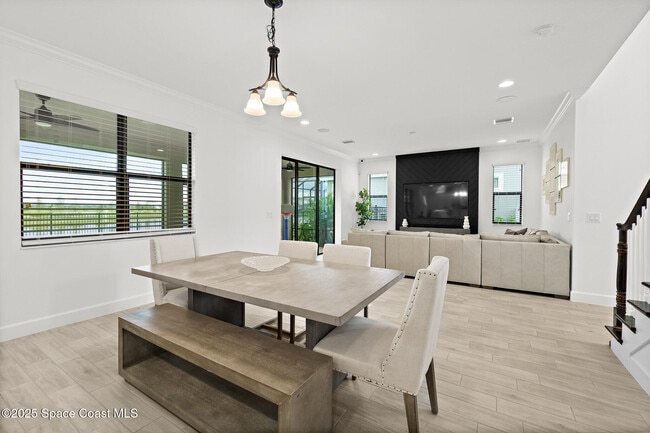 Building Photo - 3233 Casare Dr