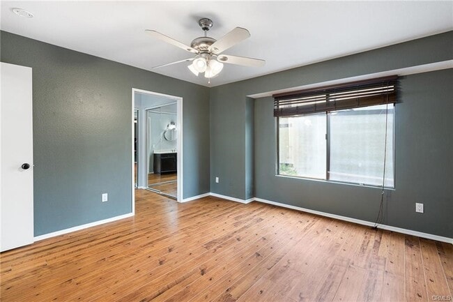 Building Photo - 10125 De Soto Ave