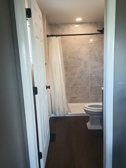 Building Photo - 89 W Gordon Ave