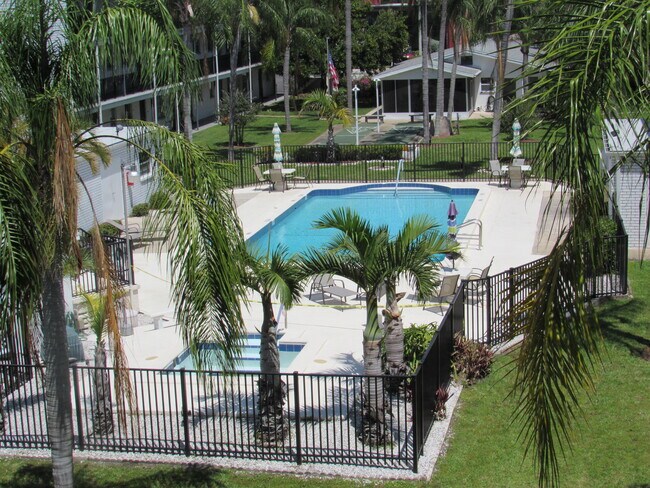 Building Photo - 4050 4th St N