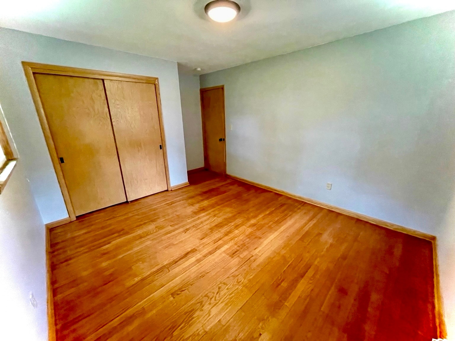 Building Photo - 716 Medford Dr