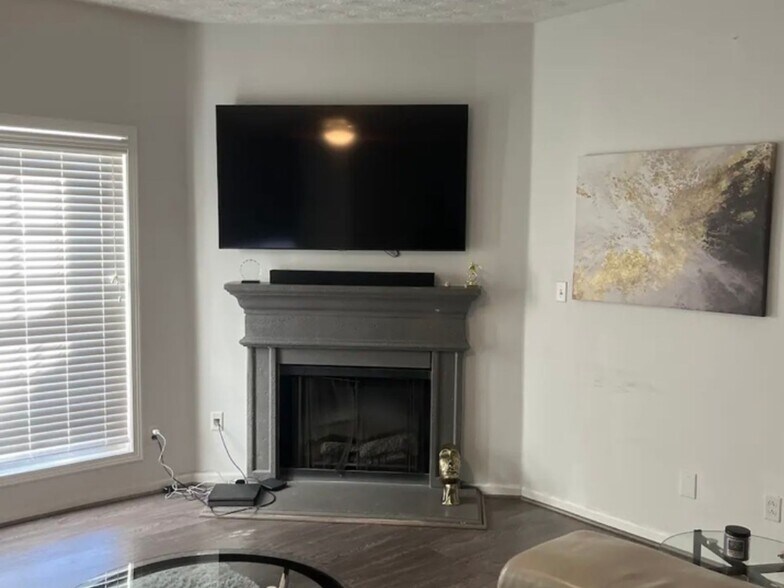 Building Photo - 20 Pine Canyon Dr SW