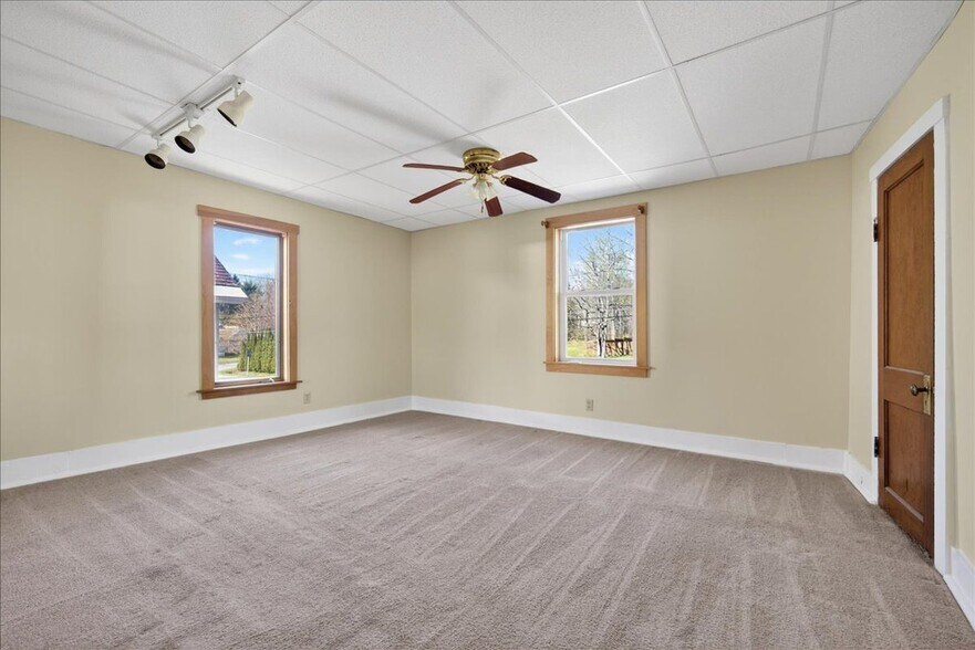 Building Photo - 204 Saratoga Ave