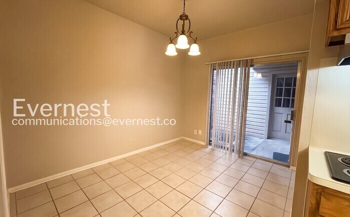 Building Photo - 3103 Hazy Park Dr