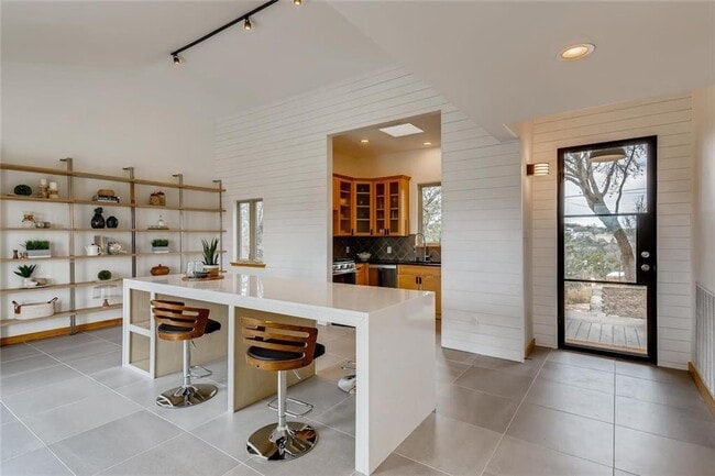 Building Photo - 2803 Brass Buttons Trl