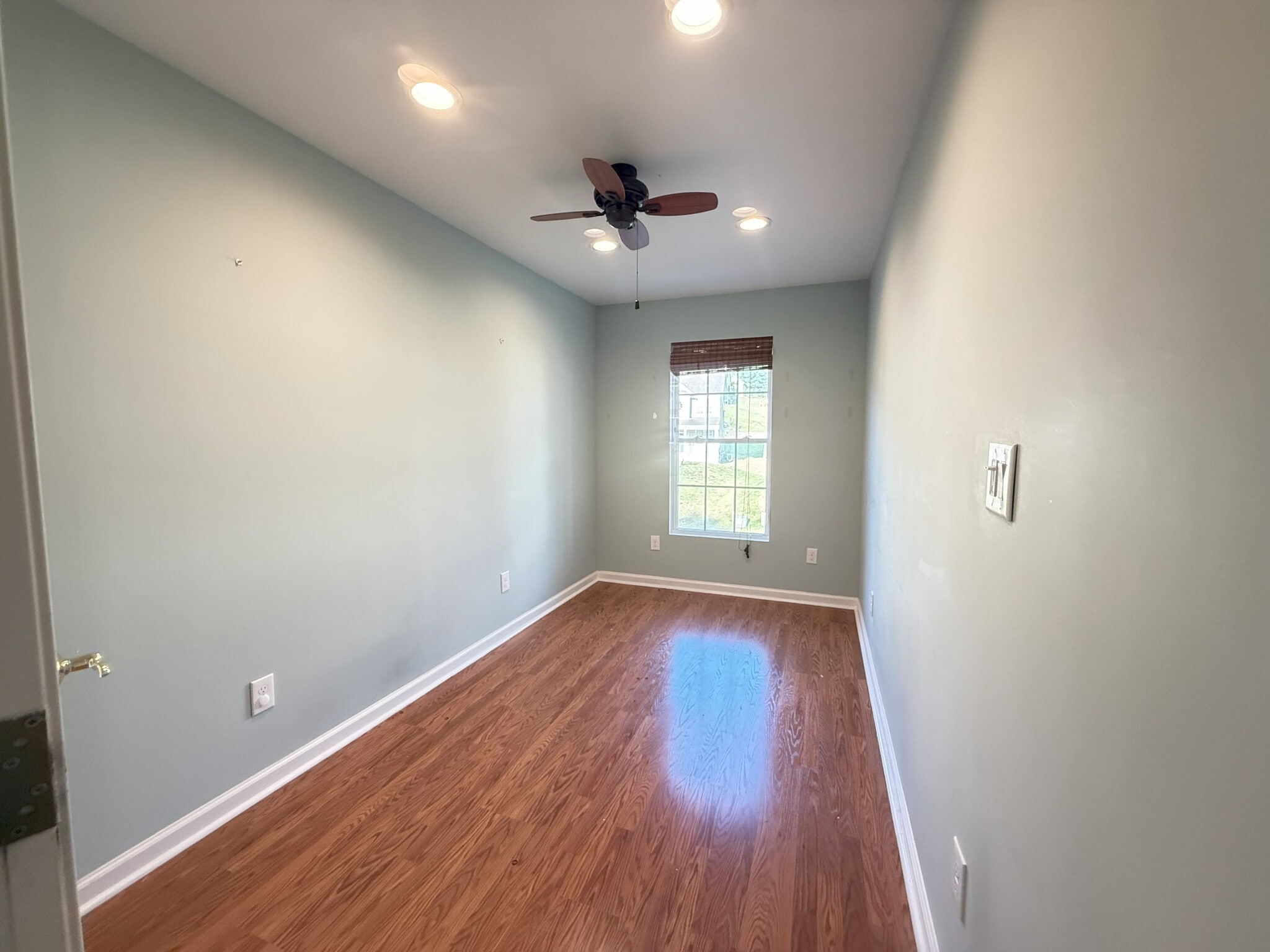 Building Photo - 3145 Pine Valley Way