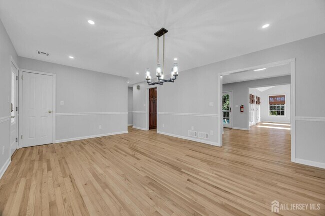 Building Photo - 1430 Kearney Dr