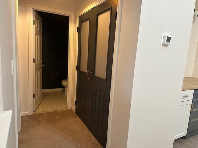 Building Photo - 66 Simsbury Landing