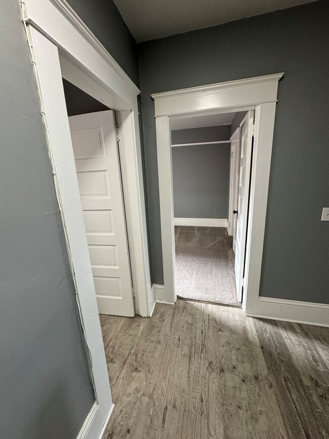 Building Photo - 811-813 Franklin Ave.