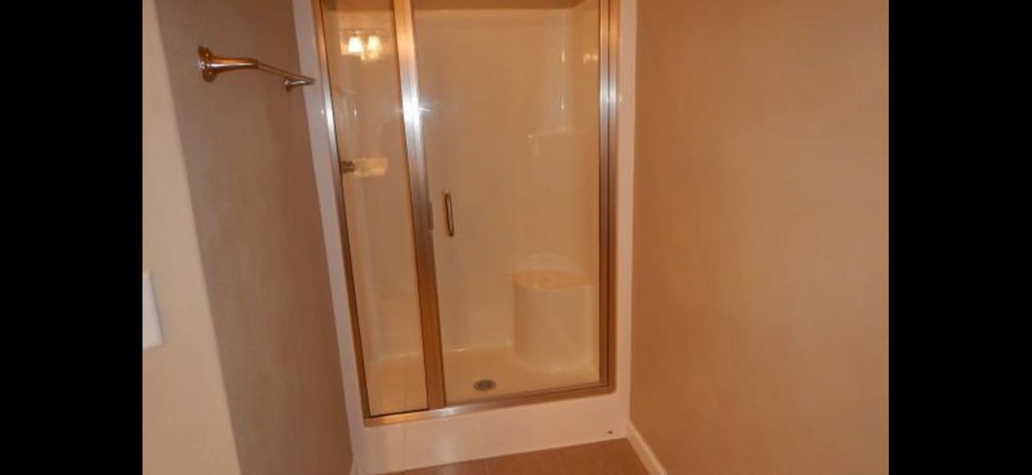 Building Photo - 2224 Madero Dr