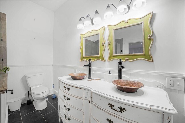 Building Photo - 17221 Steger Ln